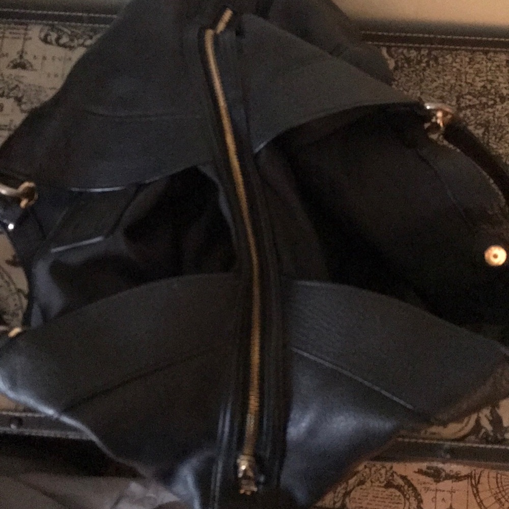 Authentic Coach Bag!! - Picture 8 of 8
